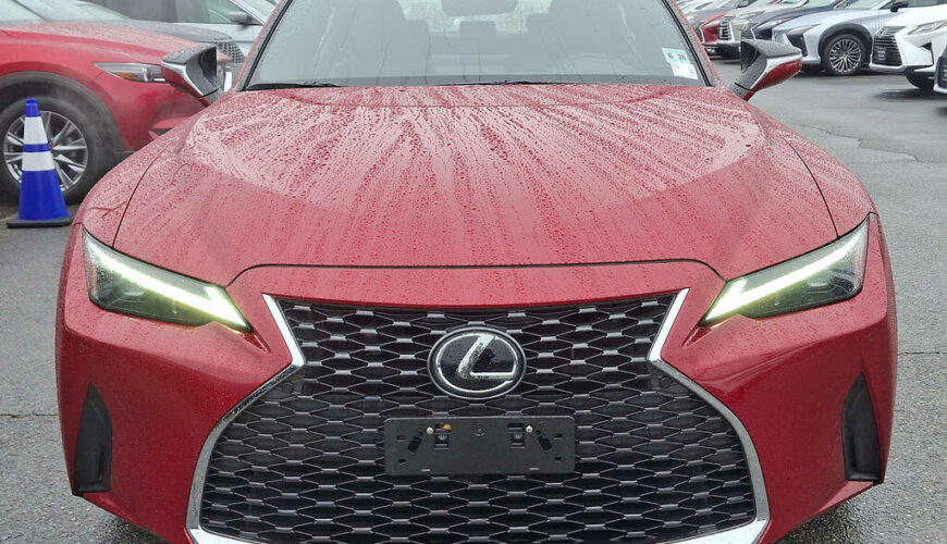2021 Lexus IS 300 AWD