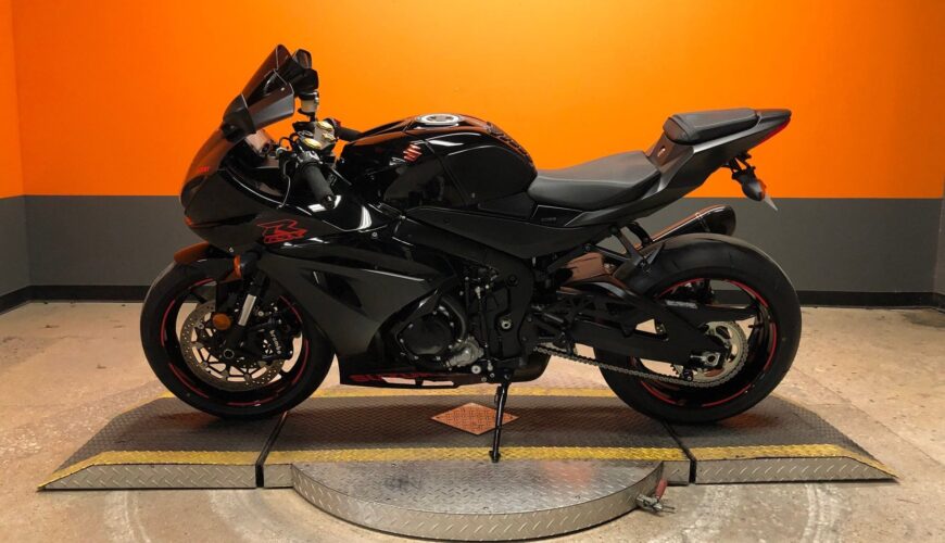 2020 SUZUKI GSX-R 1000