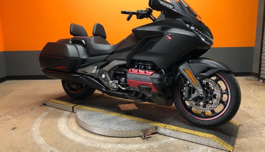 2020 HONDA GOLD WING DCT