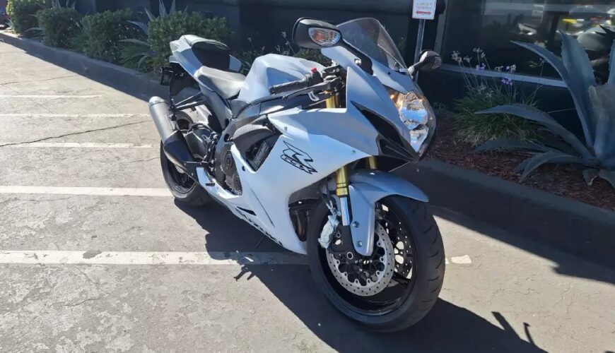 2022 SUZUKI GSXR